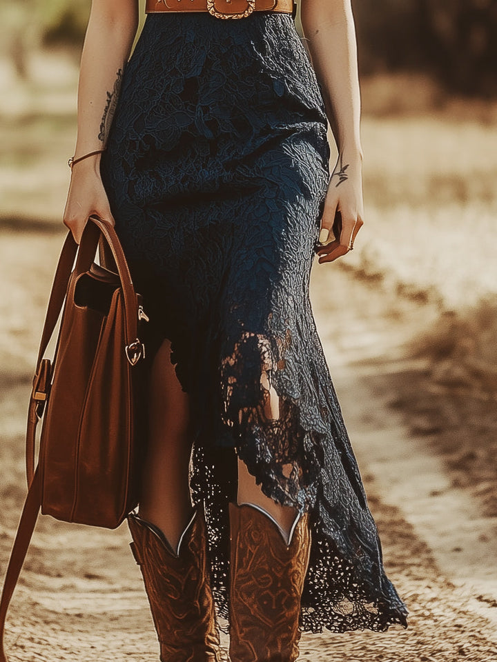 Liselotte - Midikleid Western im Retro-Stil aus Spitze mit V-Ausschnitt und Einsätze aus Spitze ärmellos