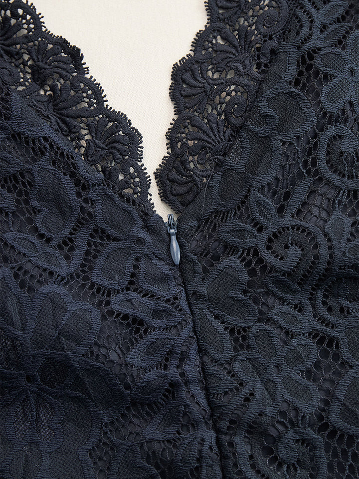 Liselotte - Midikleid Western im Retro-Stil aus Spitze mit V-Ausschnitt und Einsätze aus Spitze ärmellos