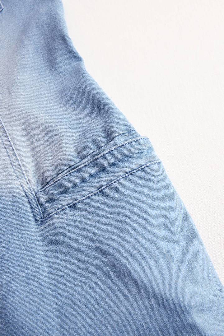 Annemarie - Overall lässig Retro aus Jeansstoff mit V-Ausschnitt und offener Kante