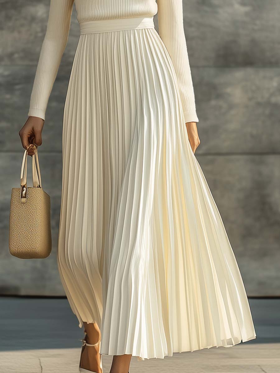 Doris - Elegantes Maxikleid lässig aus Strick plissiert