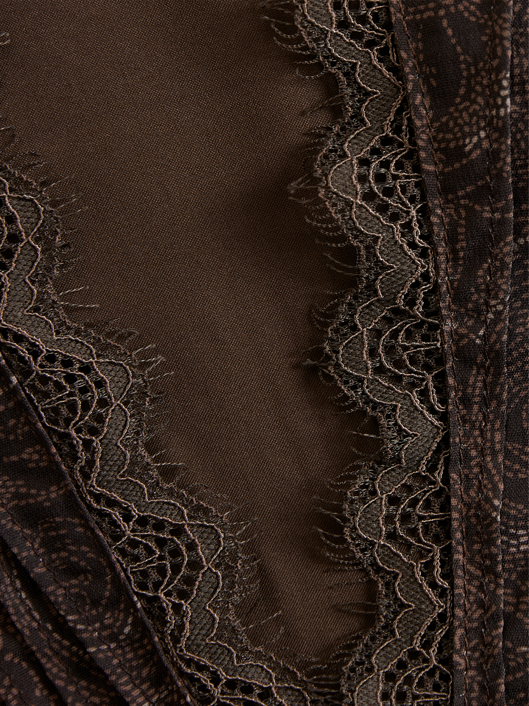 Silke - Bluse elegant für den Alltag aus Spitze mit V-Ausschnitt und Einsätze aus Spitze