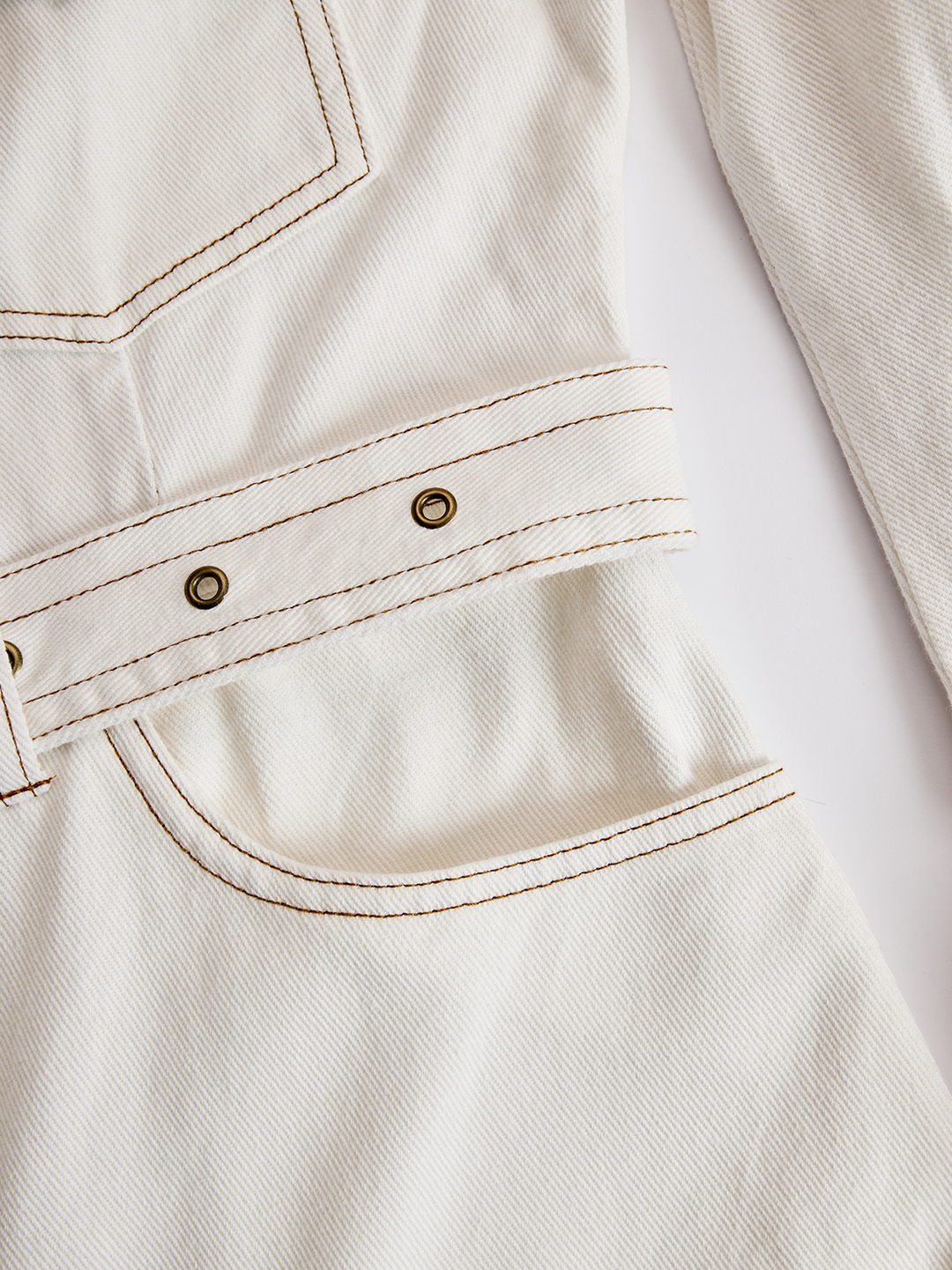 Hannelore - Minikleid Western im Retro-Stil aus Jeansstoff mit Fransen und V-Ausschnitt