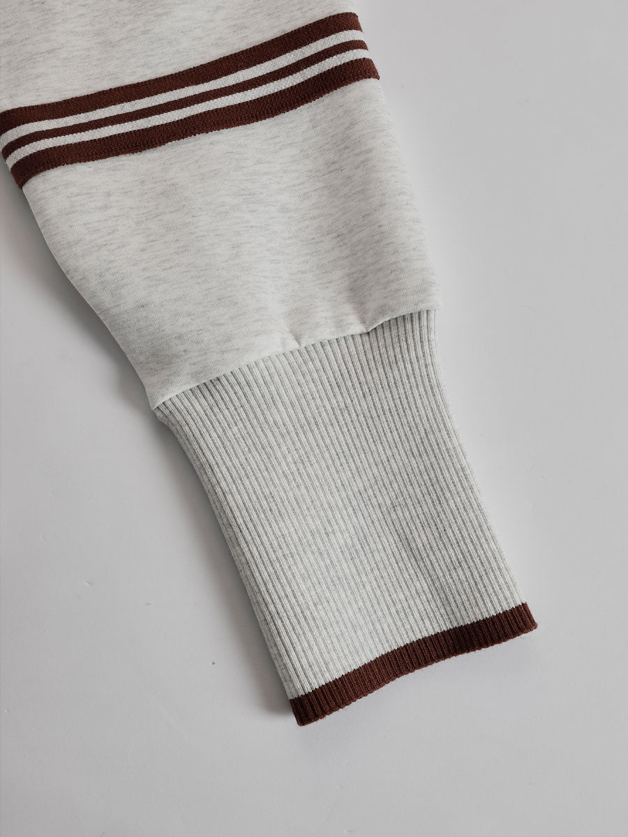 Lilith - Sportliches Hosen-Ensemble im Retro-Stil aus technischem Gewebe gestreift mit Reißverschluss
