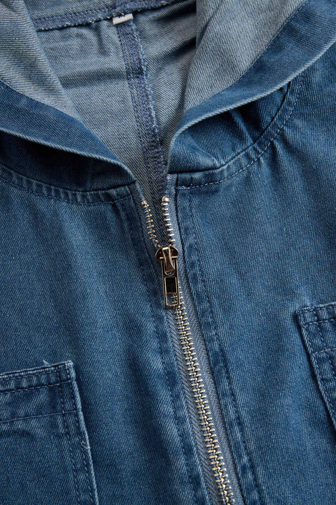Dorothea - Overall lässig Retro aus Jeansstoff mit Reißverschluss und Kapuze