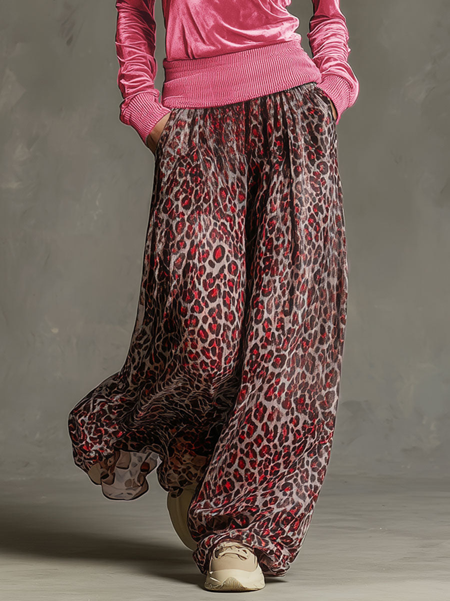 Heidi - Sportliche Hose im Retro-Stil aus Chiffon Leopardenmuster