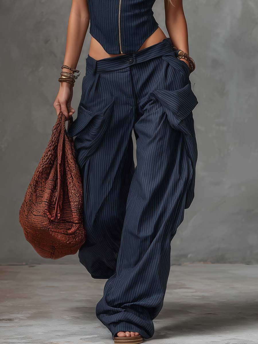 Lara - Lässiges Hosen-Ensemble Retro aus Strick gestreift mit Reißverschluss und Kragen ärmellos