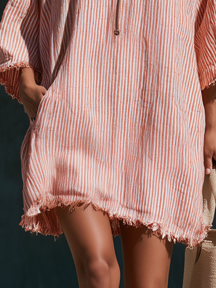 Edda - Minikleid sportlich im Retro-Stil aus Leinen gestreift mit Kapuze bestickt