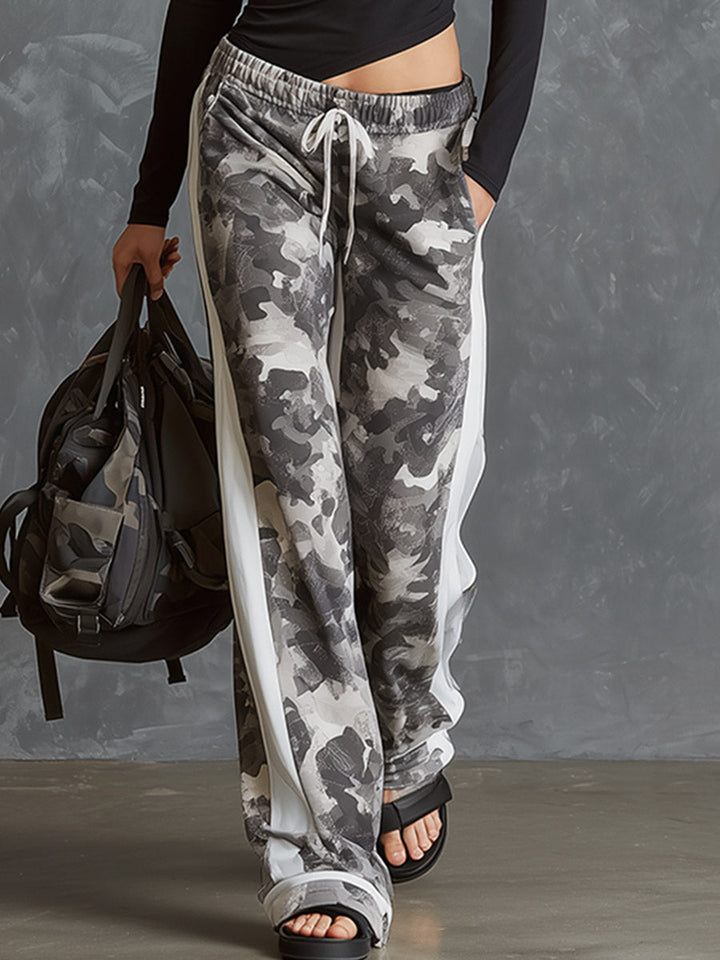 Gertrud - Sportliches Hosen-Ensemble für den Urlaub aus technischem Gewebe Camouflage
