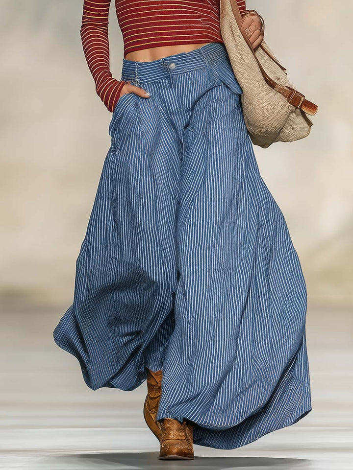 Rike - Hosen-Ensemble Western im Retro-Stil aus technischem Gewebe gestreift mit V-Ausschnitt