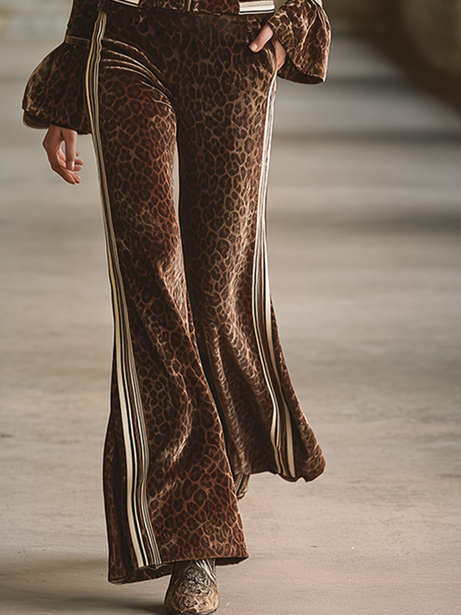 Malia - Sportliches Hosen-Ensemble im Retro-Stil aus Samt Leopardenmuster mit Reißverschluss und Kragen