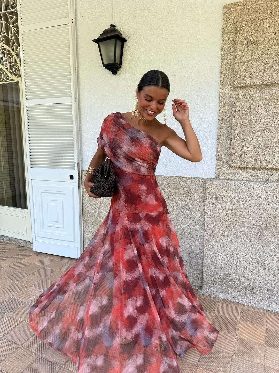 Frieda - Maxikleid mit Aquarellmuster und schulterfreiem Schnitt