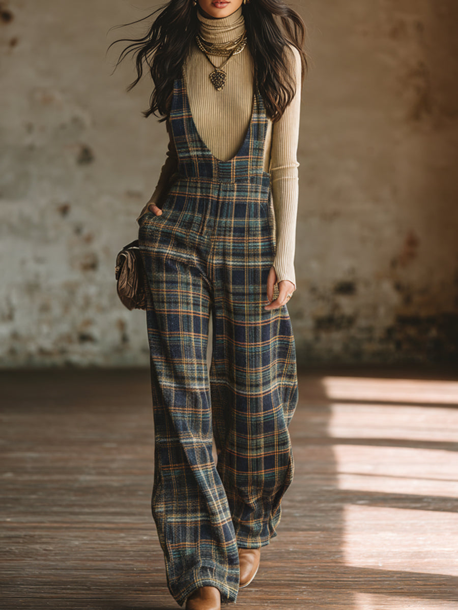 Nicole - Latzhose Retro für den Alltag aus Leinen kariert mit Knöpfenn