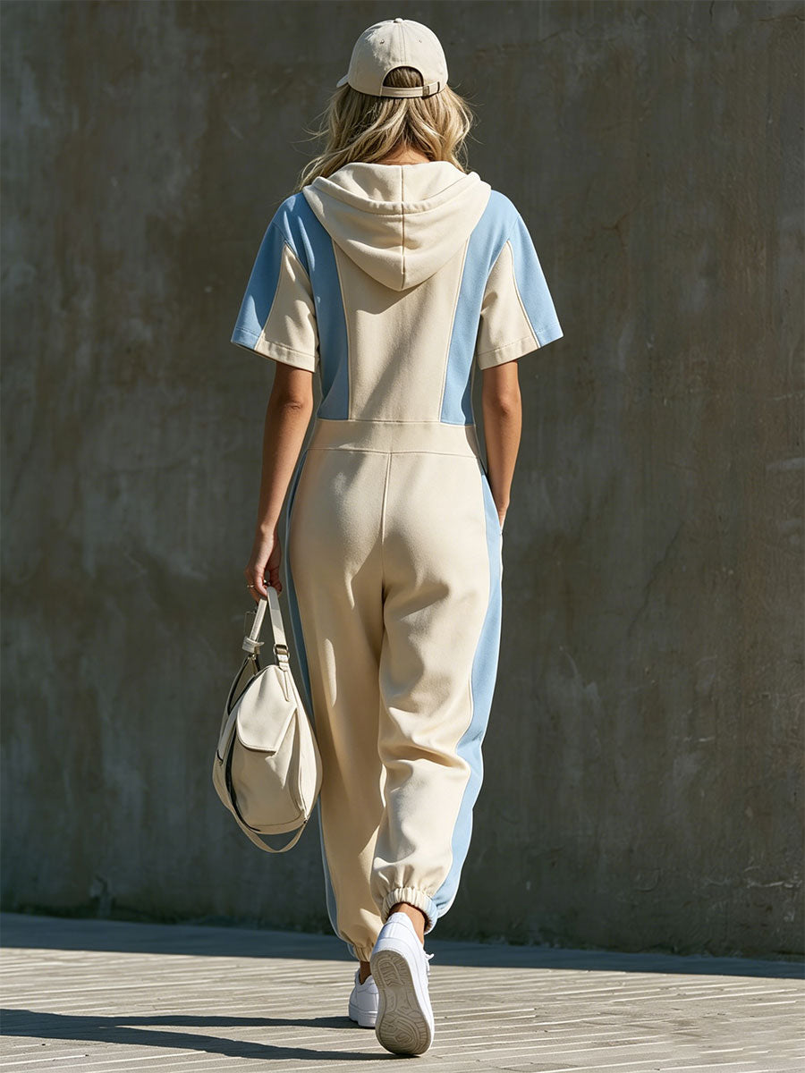 Janina - Overall sportlich im Retro-Stil aus technischem Gewebe im Farbblock-Design mit Reißverschluss und Kapuze