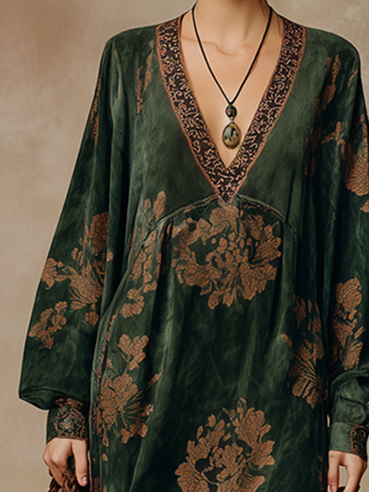 Martina - Maxikleid Retro für den Alltag aus Kunstwildleder Blumenmuster mit Fransen und V-Ausschnitt