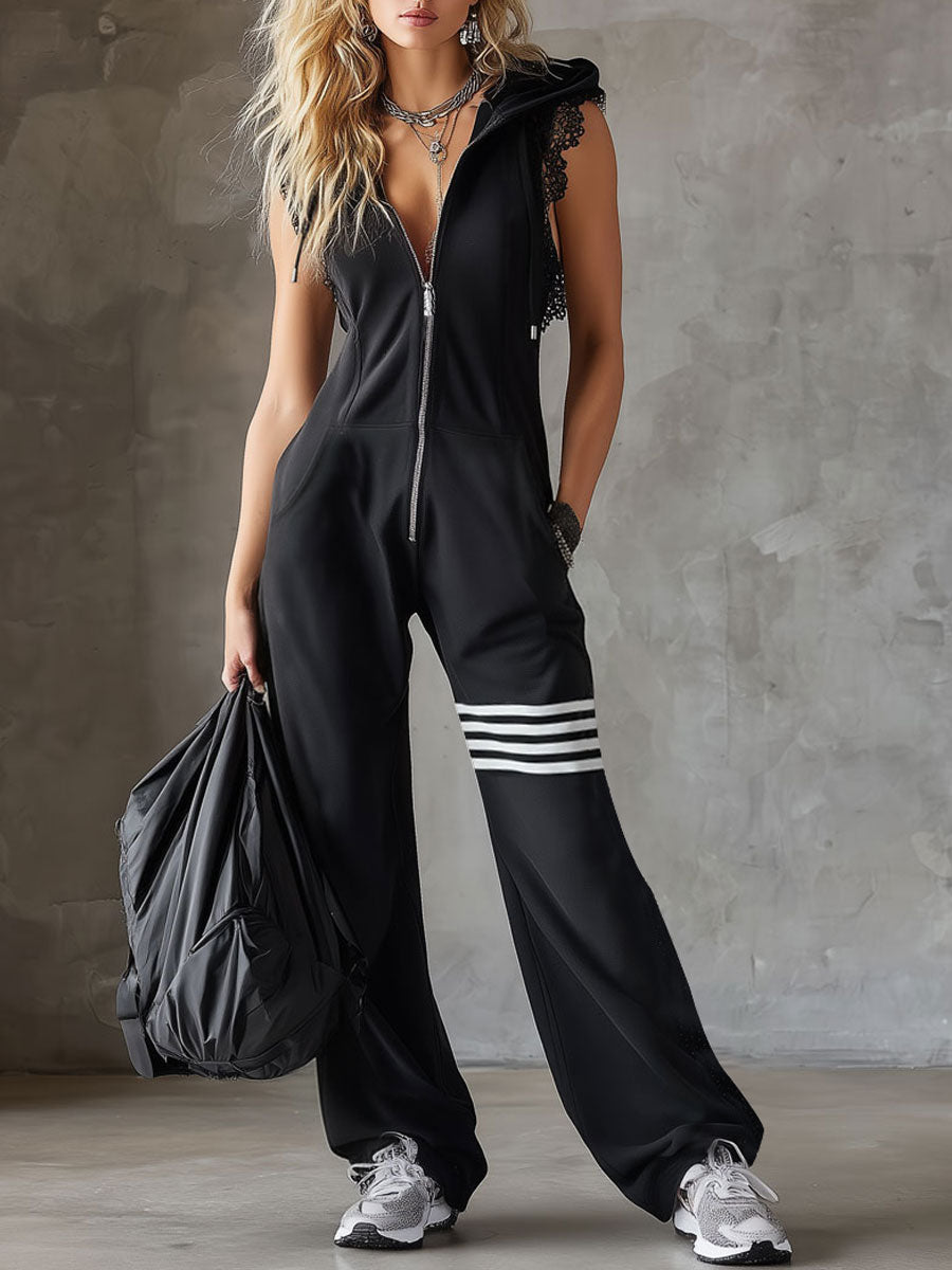 Talea - Overall sportlich im Retro-Stil aus Spitze gestreift mit Reißverschluss und Kapuze ärmellos