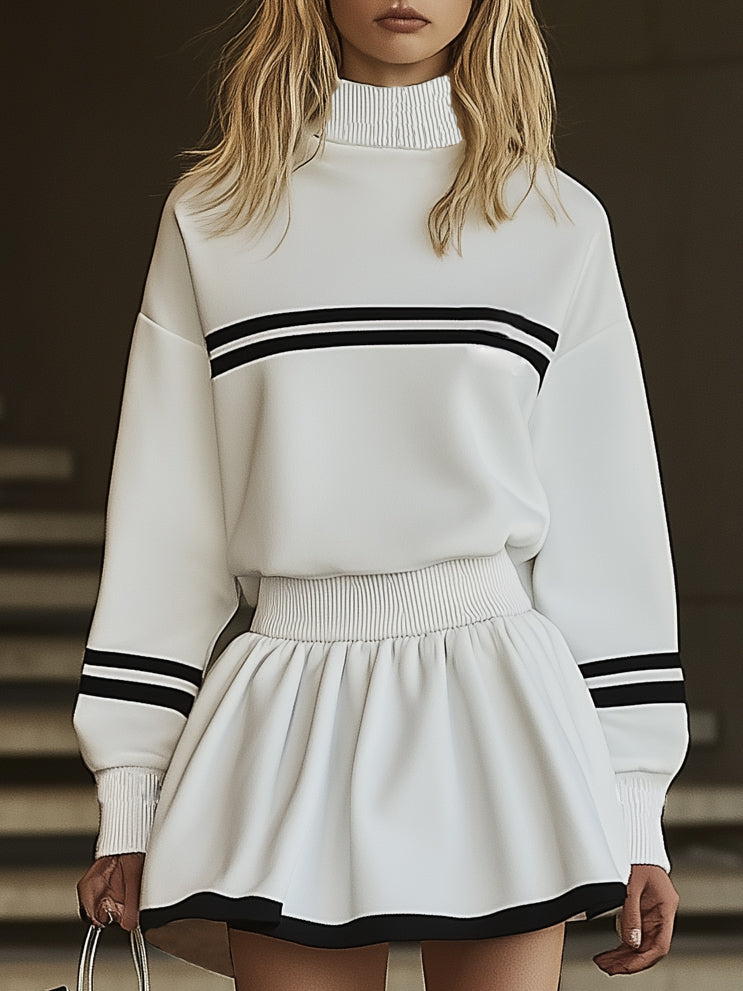 Mechthild - Sportliches Minikleid aus technischem Gewebe gestreift mit Kragen