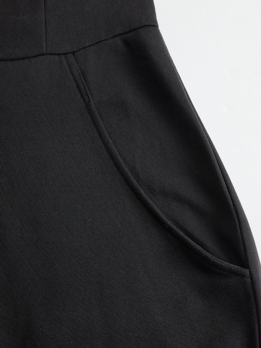 Talea - Overall sportlich im Retro-Stil aus Spitze gestreift mit Reißverschluss und Kapuze ärmellos