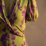 Emilia - Florales Maxikleid mit fließendem Fall