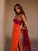 Greta - Bicolor Maxikleid mit drapierter Silhouette