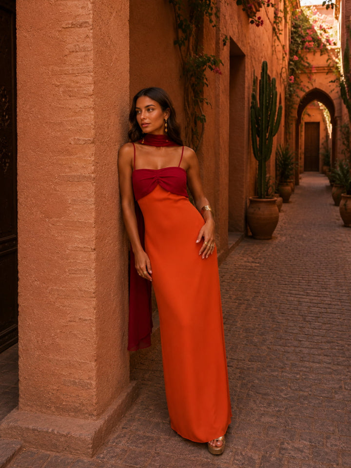 Greta - Bicolor Maxikleid mit drapierter Silhouette