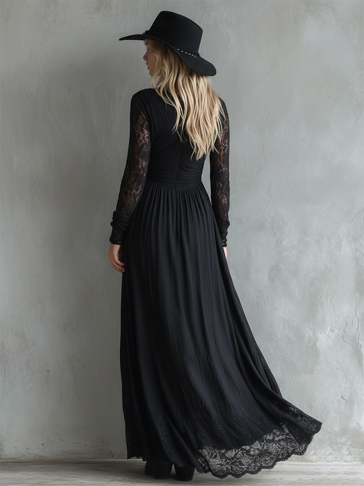 Henriette - Maxikleid Western für den Urlaub aus Spitze mit V-Ausschnitt und Schlitz