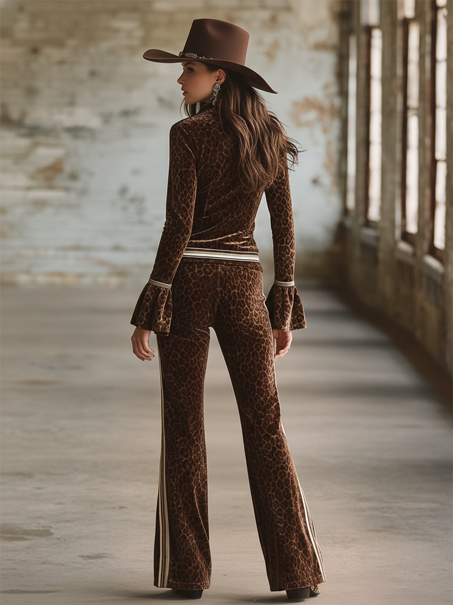 Malia - Sportliches Hosen-Ensemble im Retro-Stil aus Samt Leopardenmuster mit Reißverschluss und Kragen