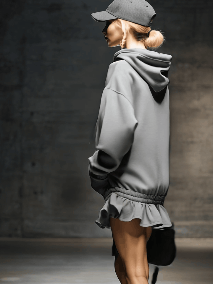 Anouk - Minikleid lässig sportlich aus technischem Gewebe mit Volants und Kapuze