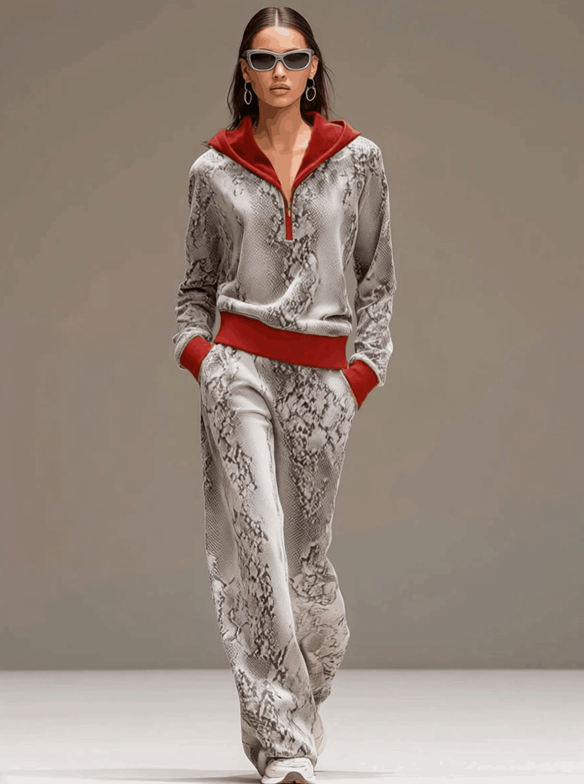 Andrea - Lässiges Hosen-Ensemble Retro aus Samt im Farbblock-Design mit V-Ausschnitt und Kapuze
