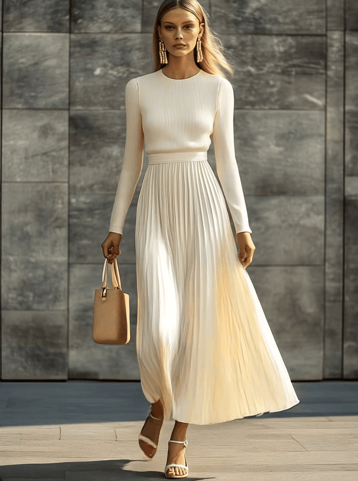 Doris - Elegantes Maxikleid lässig aus Strick plissiert