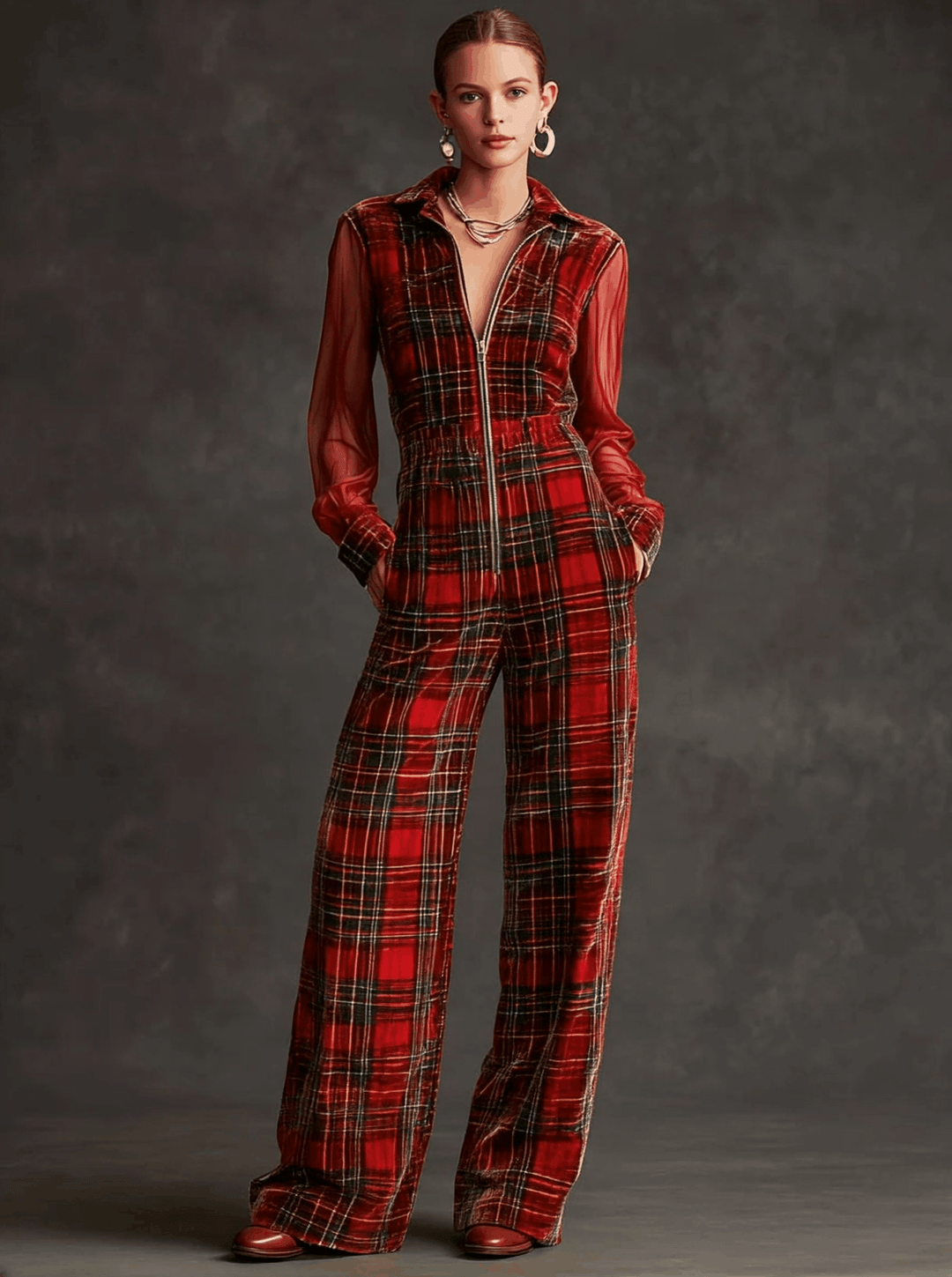 Selina - Overall Retro für besondere Abende aus Samt kariert mit V-Ausschnitt und Einsätze durchbrochene Details