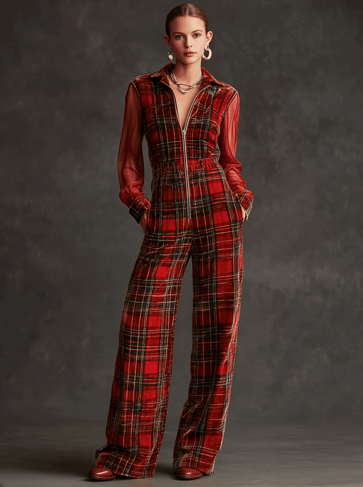 Selina - Overall Retro für besondere Abende aus Samt kariert mit V-Ausschnitt und Einsätze durchbrochene Details