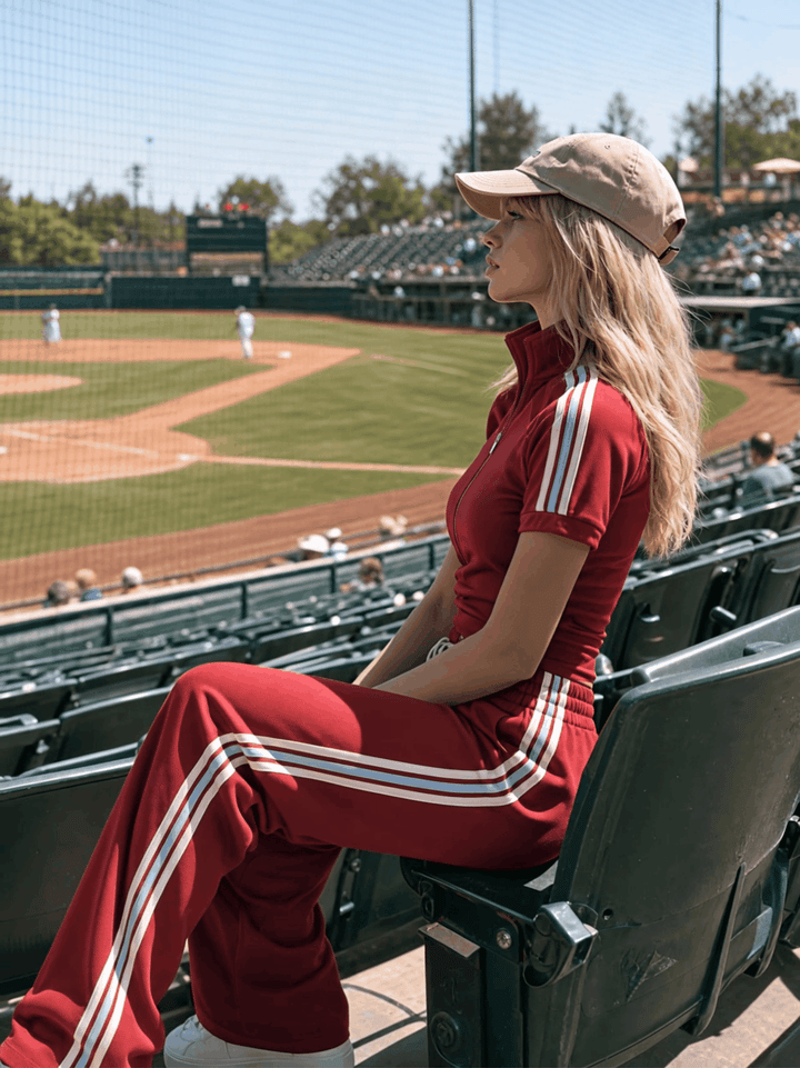 Jasmina - Ensemble mit shorts sportlich im Retro-Stil aus technischem Gewebe im Farbblock-Design mit Kragen