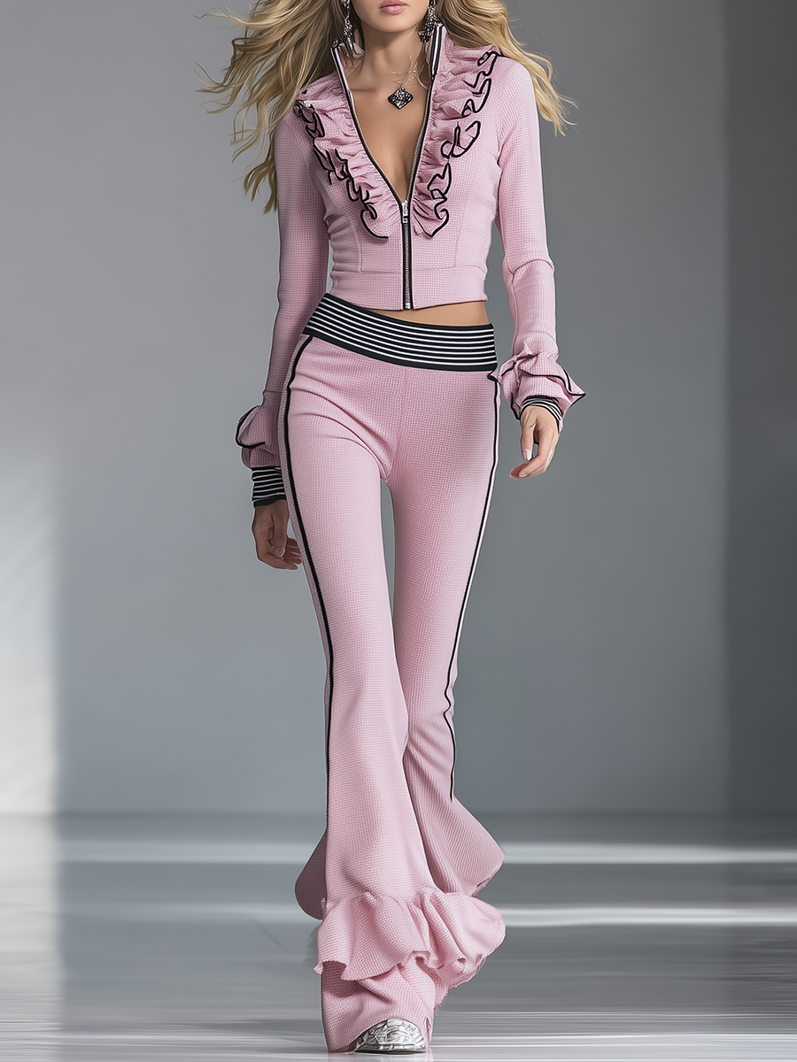 Neele - Sportliches elegantes Hosen-Ensemble aus technischem Gewebe gestreift mit Volants und V-Ausschnitt