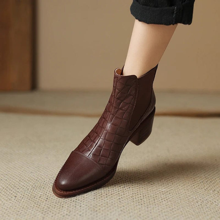 Adele - Stiefeletten Western mit Absatz und Auftritt markant
