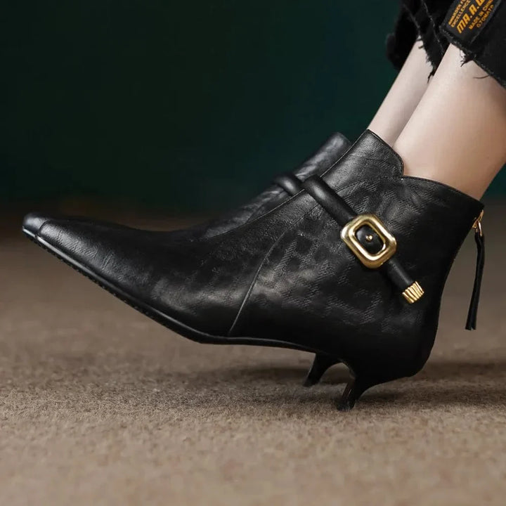Selina - Stiefeletten Western mit Reißverschluss und Absatz mit Linie streckend