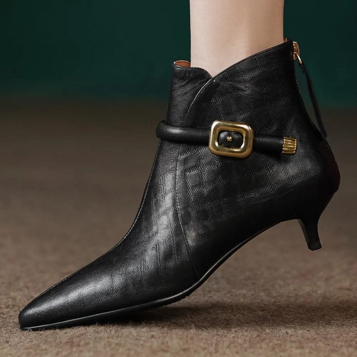 Selina - Stiefeletten Western mit Reißverschluss und Absatz mit Linie streckend