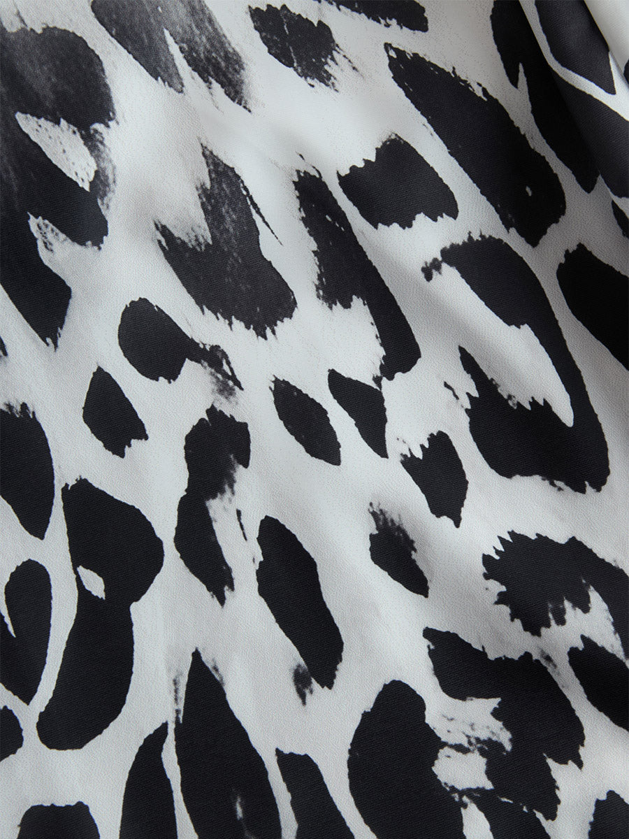 Gina - Hose für den Alltag aus Chiffon Leopardenmuster