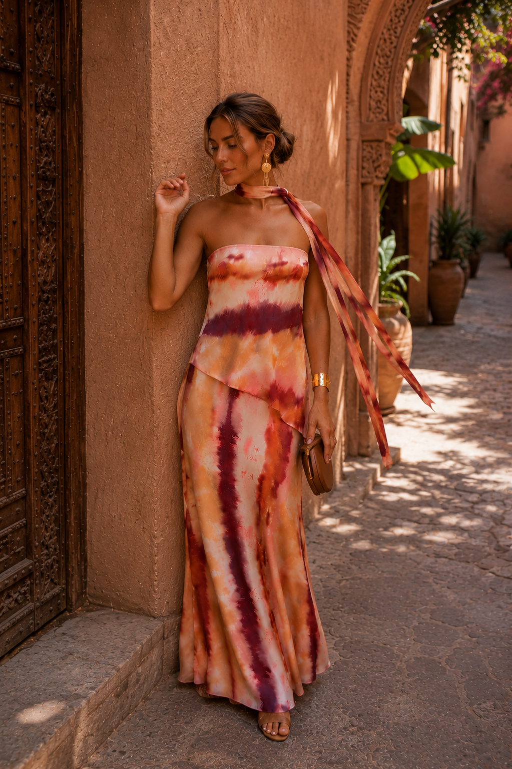 Annelie - Maxikleid mit Bandeau Ausschnitt und Print