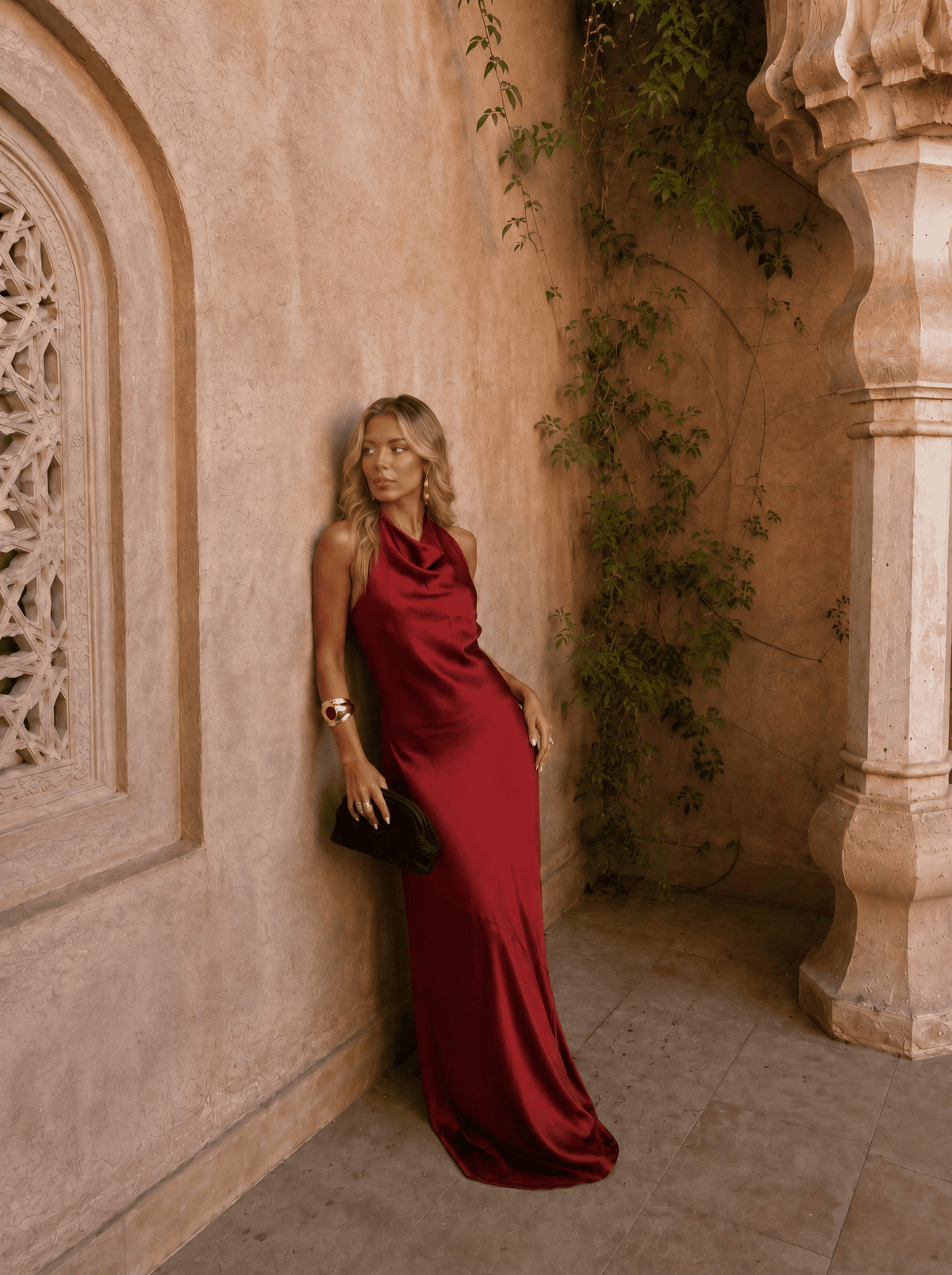 Hannah - Riad Kleid mit eleganter Linienführung