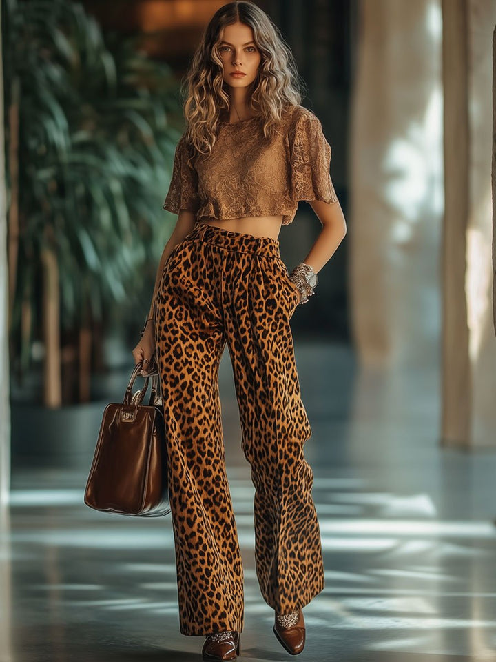 Jette - Hose lässig Retro aus Samt Leopardenmuster mit Taschen