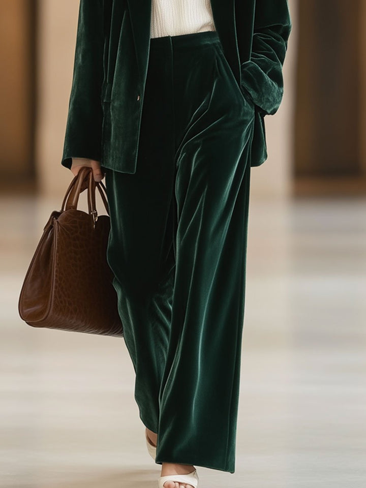 Nieke - Hose lässig Retro aus Samt mit Taschen mit Linie feminin
