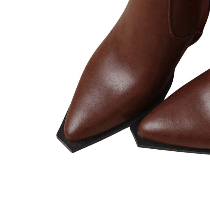 Rebecca - Cowboy-Stiefel mit Absatz und Detail Western