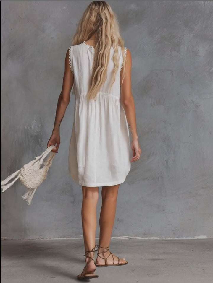 Marla - Elegantes Minikleid Retro aus Leinen mit V-Ausschnitt und Knöpfen ärmellos